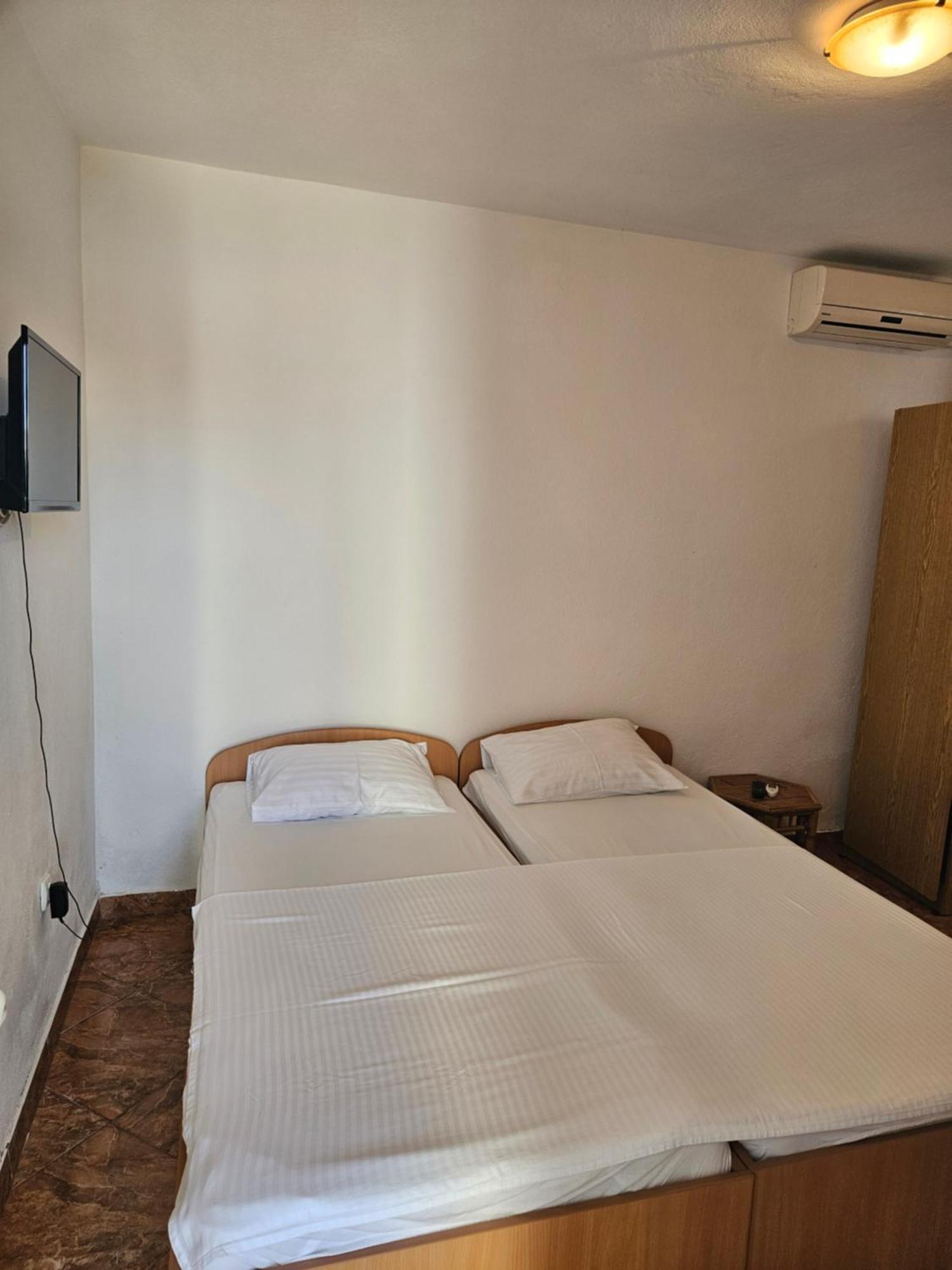 Apartmani Jovanovic Bar Buitenkant foto