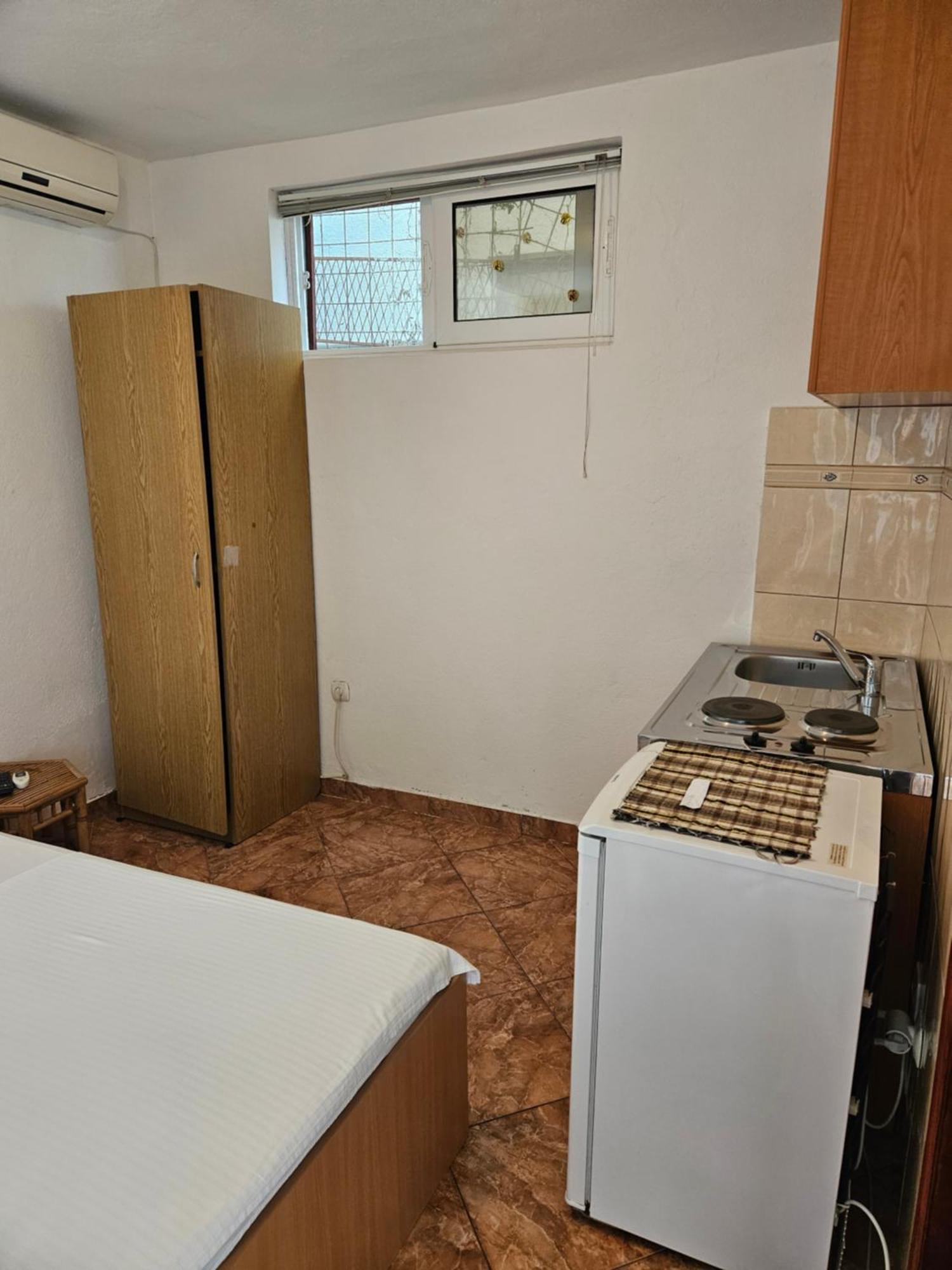 Apartmani Jovanovic Bar Buitenkant foto